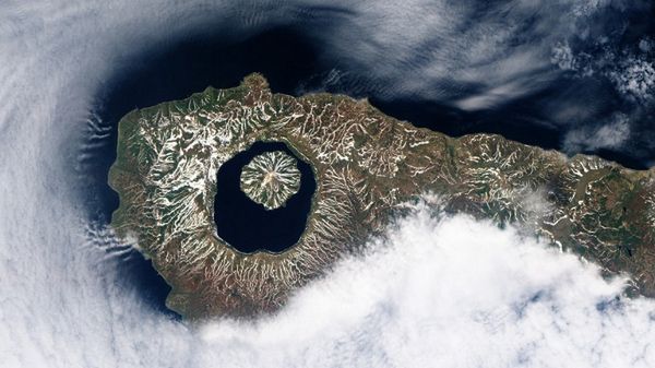 Onekotan, jedna z Wysp Kurylskich