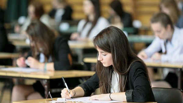 Do egzaminów przystąpi blisko 380 tys. uczniów III klas gimnazjów w całym kraju