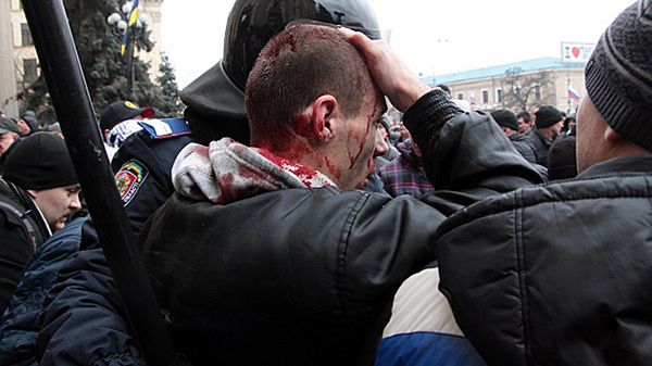Jeden z rannych podczas zamieszek na Majdanie