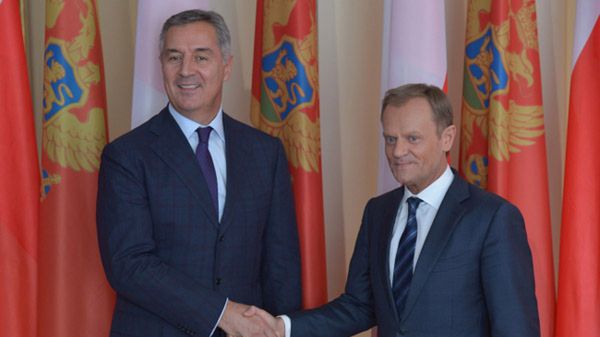 Premier Donald Tusk i premier Czarnogóry Milo Djukanović