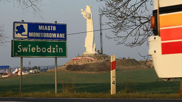 Pomnika Jezusa Chrystusa Króla Wszechświata w Świebodzinie