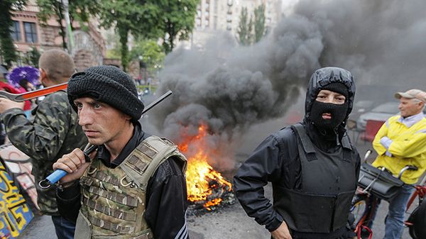 Członkowie samoobrony Majdanu protestują przeciw apelom kijowskiego ratusza o usunięcie namiotów