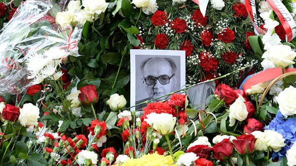 Uroczystości pogrzebowe gen. Wojciecha Jaruzelskiego na wojskowych Powązkach