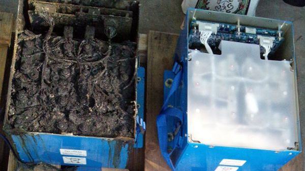 Poczerniały akumulator japońskiego Dreamlinera