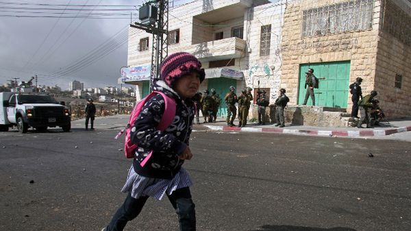 Palestyńska dziewczynka w wiosce Saair