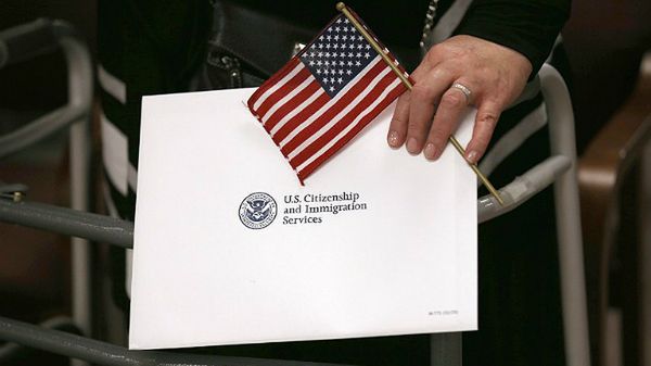 Nielegalni imigranci czekają na reformę imigracyjna w USA