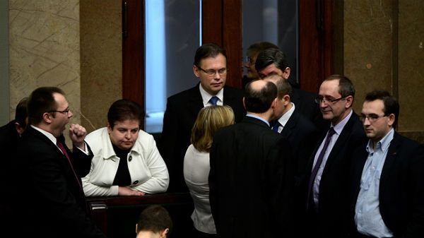 Marzena Wróbel wśród posłów Solidarnej Polski