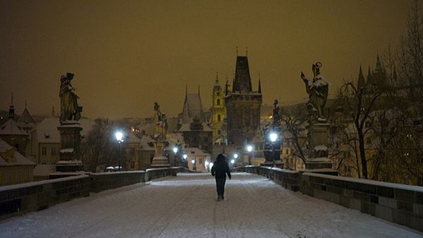 Były prezydent Czech otworzył więzienia