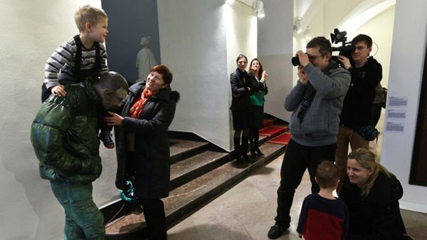 Rzeźba "Guma" Pawła Althamera w Pałacu Prezydenckim