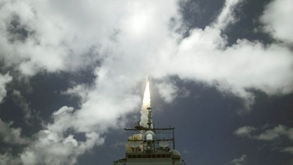 Start pocisku antyrakietowego SM-3