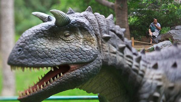 Model dinozaura w Pekinie