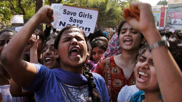 Śmierć młodej kobiety wywołała falę demonstracji w całych Indiach