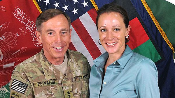 David Petraeus i Paula Broadwell