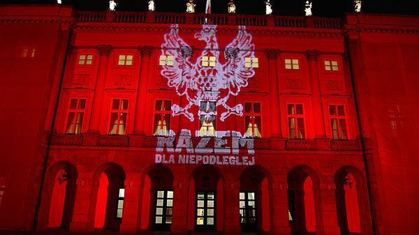 Okolicznościowa iluminacja Pałacu Prezydenckiego