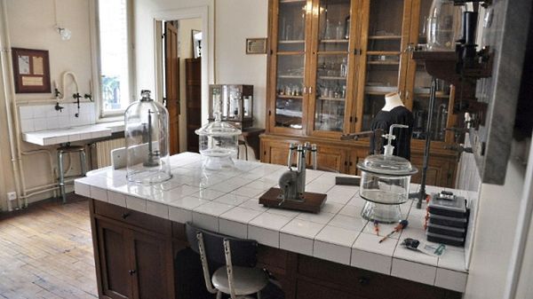 Laboratorium w muzeum Curie w Paryżu
