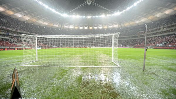 Stadion Narodowy w deszczu