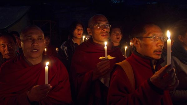 Mnisi czuwają w intencji ostatnich ofiar samospaleń