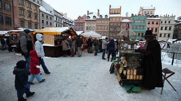 Kataryniarz na Rynku Starego Miasta w Warszawie
