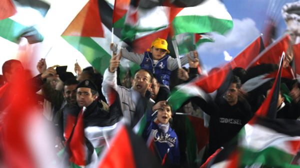 Palestyńczycy cieszą się z wyniku głosowania