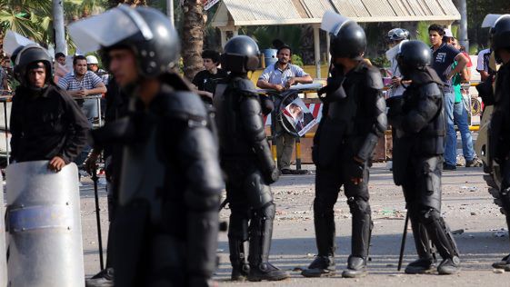 Nie wiadomo, czy ataki były reakcją na usunięcie Mursiego