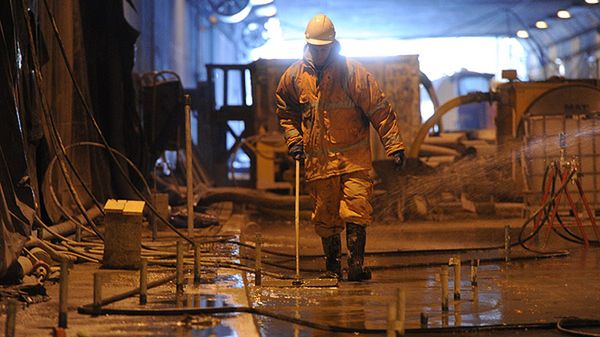 Prace w tunelu na Wisłostradzie