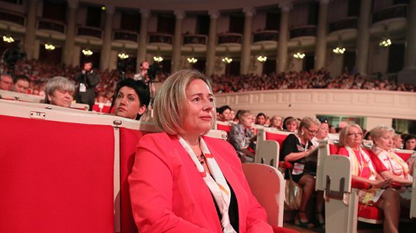 Posłanka Wanda Nowicka podczas V. Kongresu Kobiet w Sali Kongresowej
