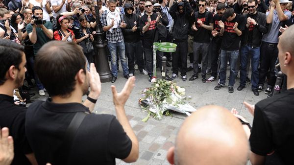 Demonstracja w miejscu, w którym doszło do ataku na studenta