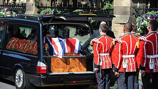 Trumna z ciałem Lee Rigby'ego