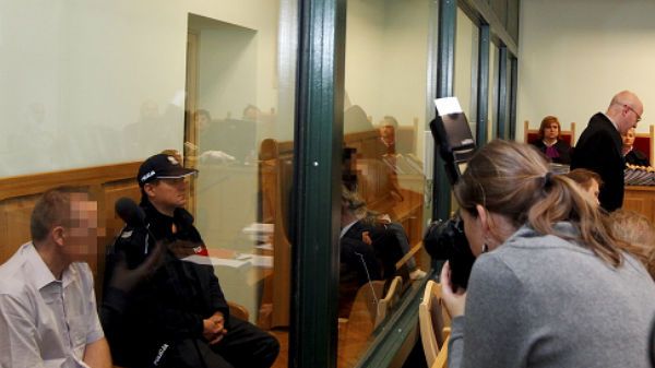 Oskarżeni Beata Ch. i Jarosław R. podczas rozpoczęcia procesu