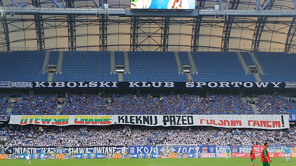 Antylitewski transparent podczas meczu Lech Poznań - Żalgiris Wilno