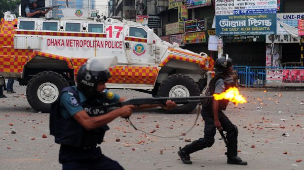 Policja starła się z demonstrantami