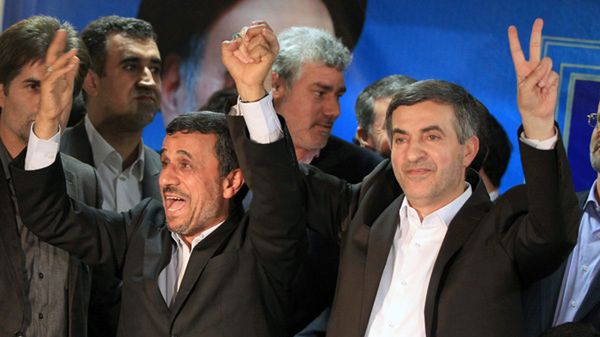 Mahmud Ahmadineżad udziela poparcia Esfandiarowi Maszeiemu