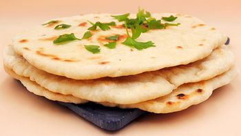 Indyjski przysmak, który wciąga bardziej niż fast food. Podaj z ulubionym smarowidłem