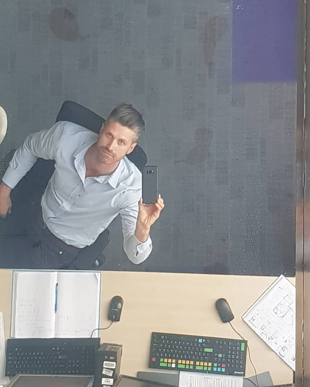 Tak wygląda Filip Zakościelny, brat Macieja. Przystojny?