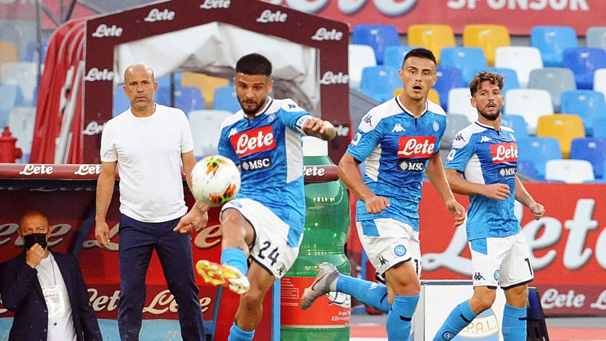 PAP/EPA / CESARE ABBATE / Na zdjęciu: piłkarze Napoli