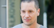 Krzysztof Zalewski robi to, żeby być bliżej natury. Przechodnie są skonfundowani