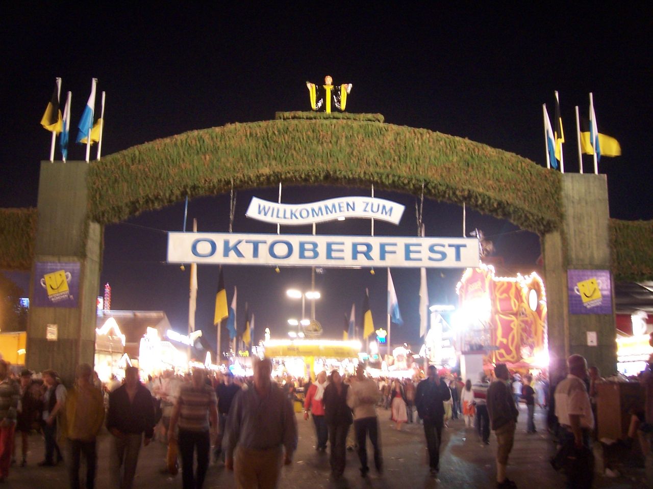 Koronawirus kontra tradycja. "Bild": Octoberfest zostanie odwołany