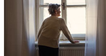 366,68 zł z ZUS co miesiąc. Po 75. roku życia bez wniosku