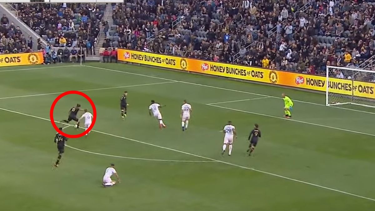 YouTube / Major League Soccer / Carlos Vela trafia do siatki w meczu MLS Los Angeles FC - Inter Miami