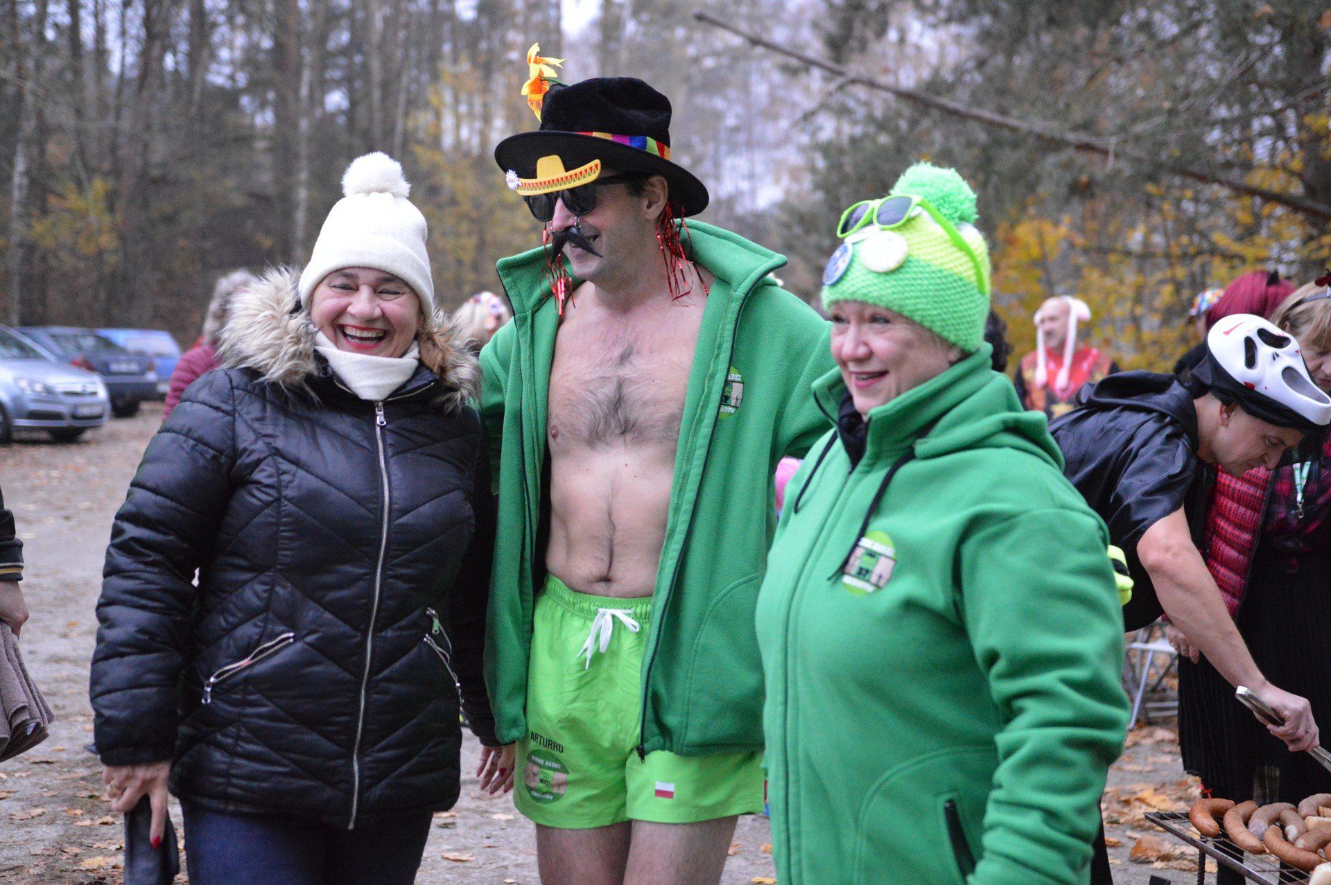 Ośrodek Babie Lato koło Bełchatowa. Zimne Zadki Morsy Bełchatów oficjalne rozpoczęły sezon 2025/2026