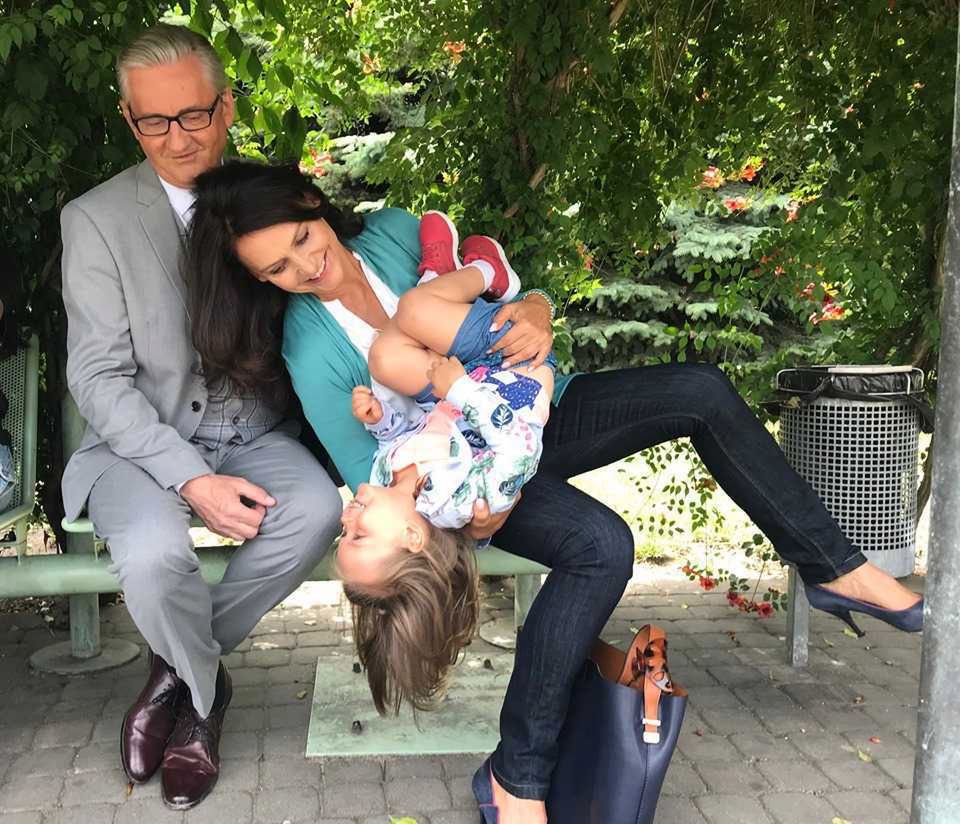 Aleksandra Pieczyńska i Grzegorz Wons na planie "M jak miłość"