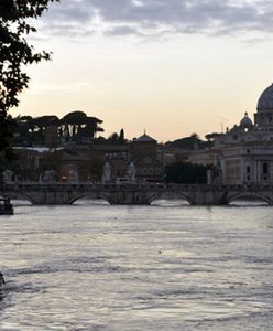 Włochy: wybuch niewielkiej bomby koło francuskiego kościoła w Rzymie