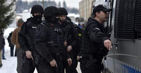 Zbigniew Ziobro: zabrakło zielonego światła od premiera dla policjantów w Sanoku
