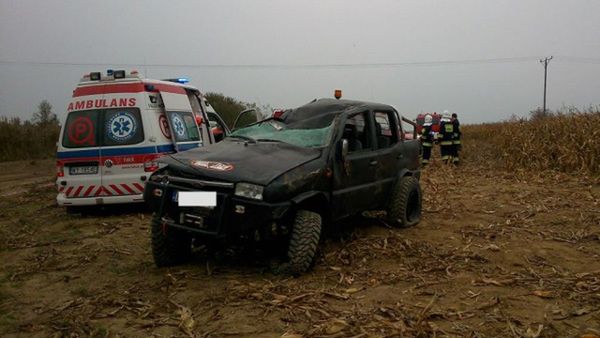 Samochód przygniótł 13-latkę. Kierowca był pijany