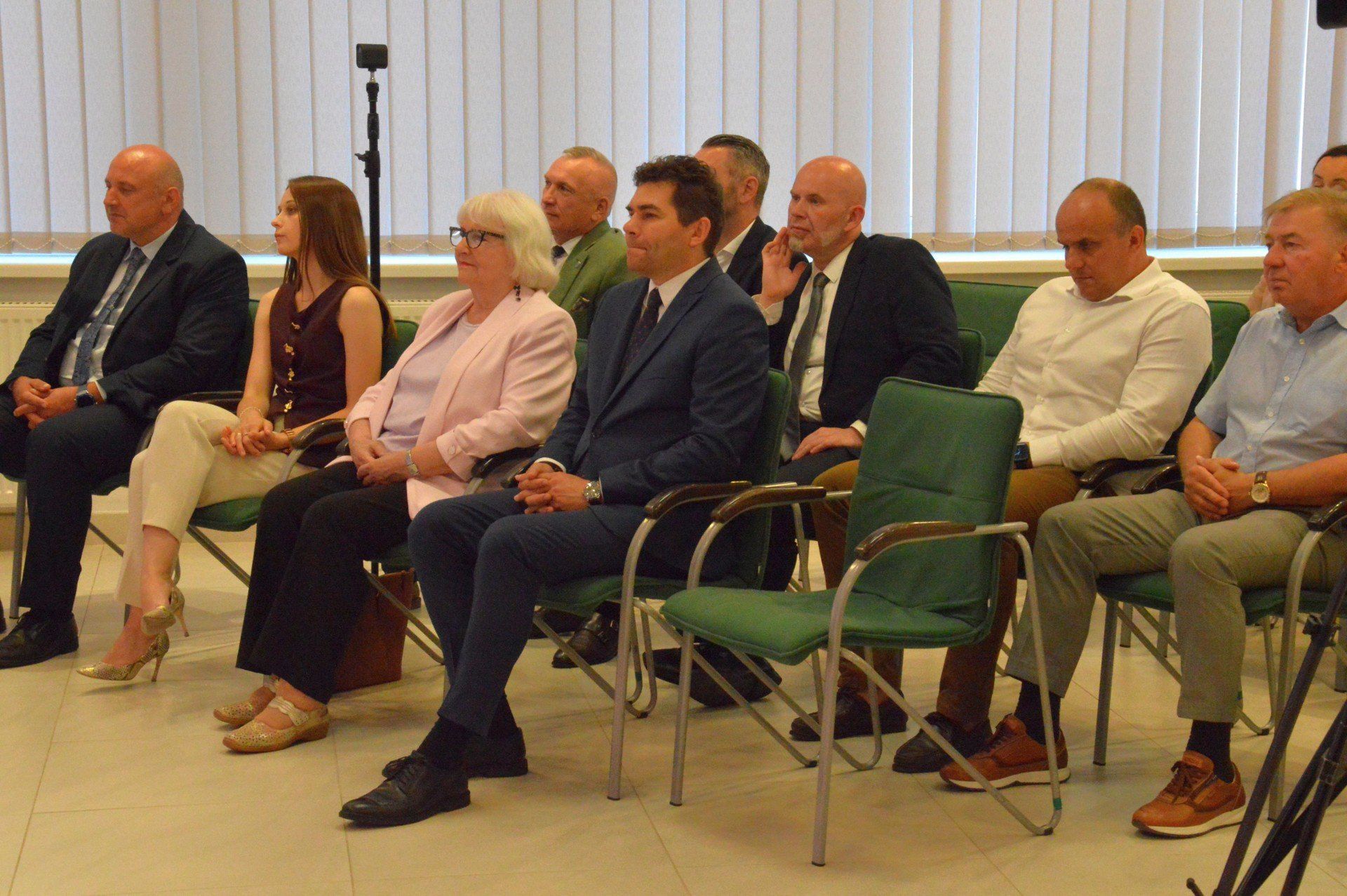Senator Janina Sagatowska, prezydent Lucjusz Nadbereżny, przedstawiciele gmin Nisko, Zaleszany, Pysznica i Radomyśl nad Sanem