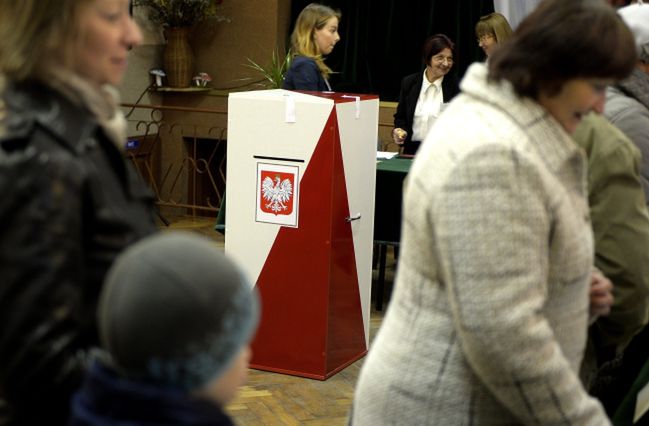 Wyniki wyborów samorządowych 2014. W stolicy wygrywa PO