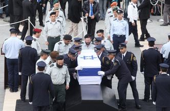 Śmierć Ariela Szarona. Izrael przygotowuje się do pogrzebu