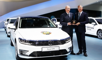 Volkswagen Passat z tytuem Car of the Year 2015