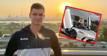 Hubert Hurkacz jeździ autem za ponad milion! Rozpędza się do 330 km/h