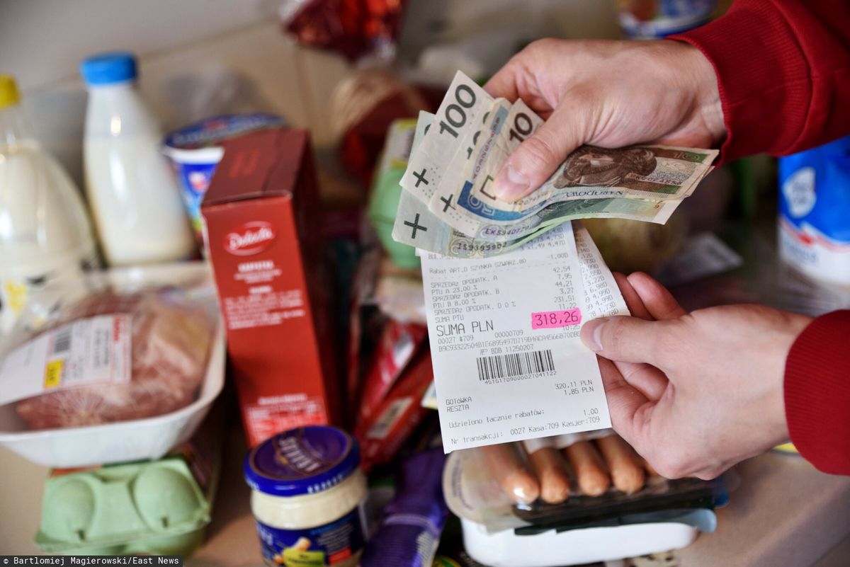 Rekordowo wysoka inflacja oznacza kolejne podwyżki w sklepach. Zdjęcie ilustracyjne. 